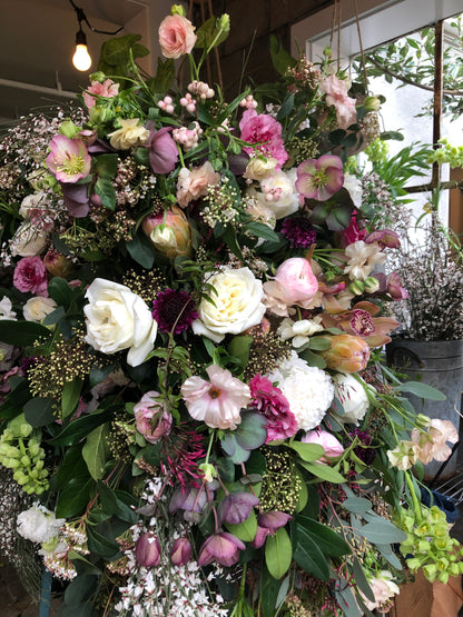 Easel Arrangement